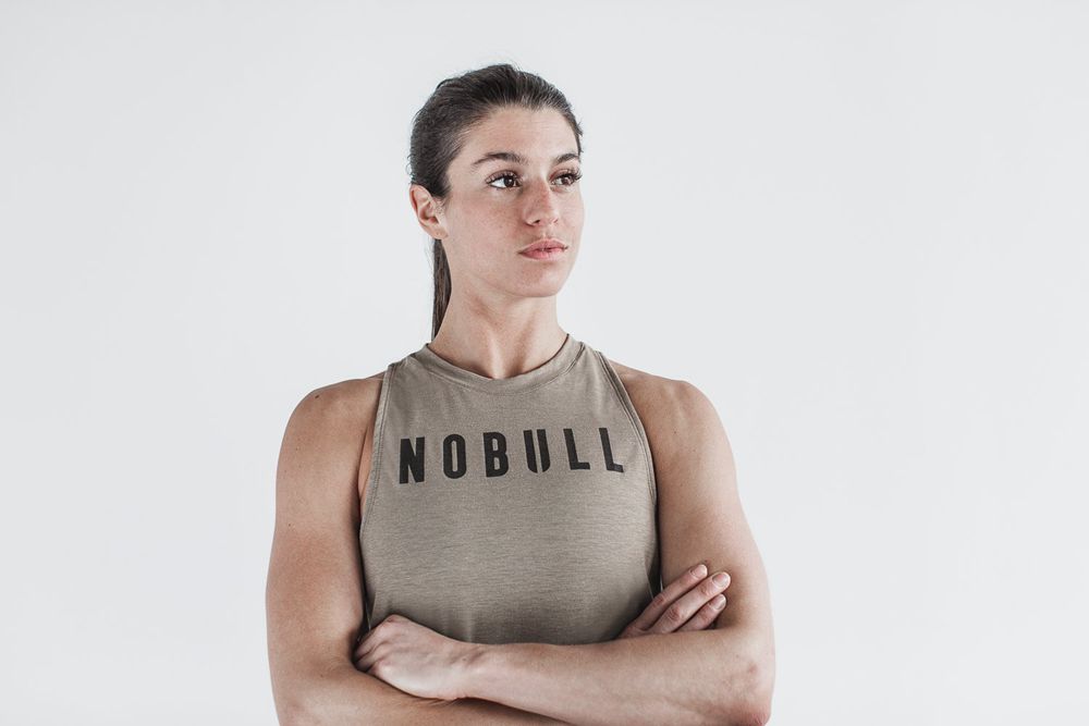 NOBULL High-Neck Tank Üstleri Bayan - Kahverengi - Turkiye (MOT-403829)